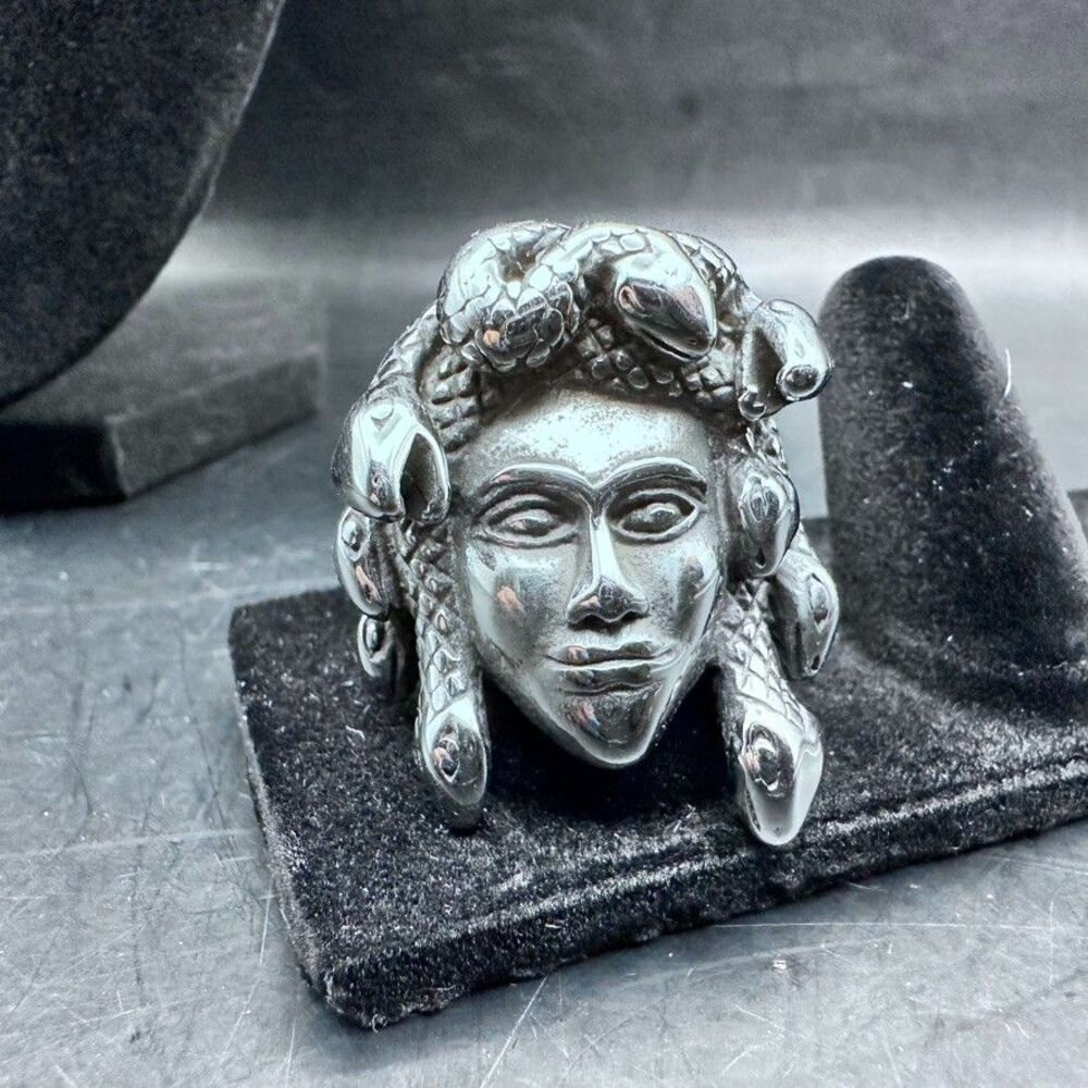 Medusa Mens Size 8 Ring Snakes Stainless Steel Rock Gothic Witch Mythology